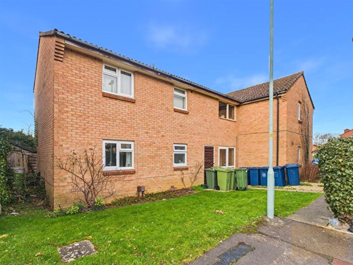 Studio For Sale In Harris Close, Churchdown, Gloucester, GL3