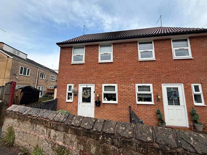 House To Rent In Park Hall Road, Mansfield Woodhouse, Mansfield, NG19