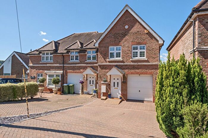 4 Bedroom Town House For Sale In Hillcrest, Mill Lane, Storrington, RH20