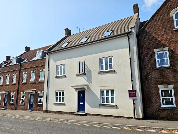 1 Bedroom Flat For Sale In Sedgemoor Way, Glastonbury, BA6