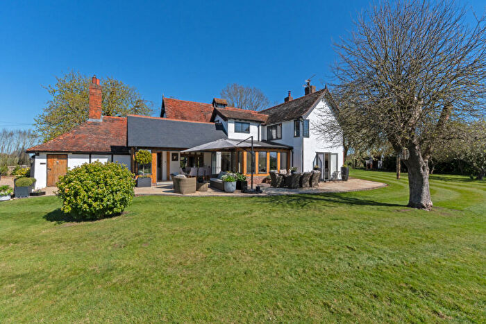 4 Bedroom Detached House For Sale In The Broadway, Dunmow, Essex, CM6