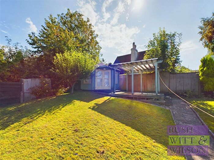 2 Bedroom Detached Bungalow For Sale In Fairlight Road, Hastings, TN35