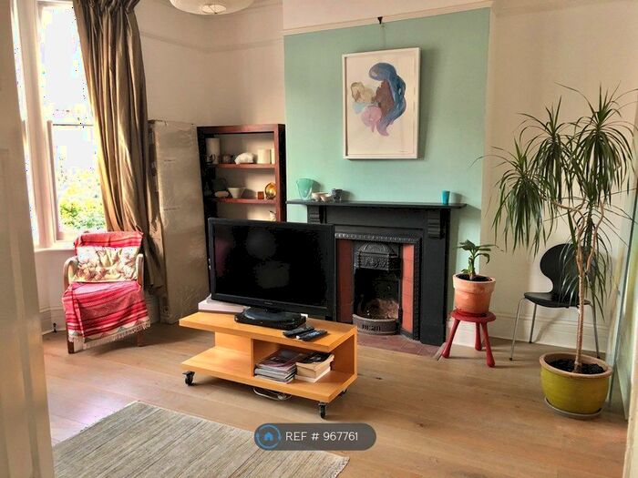 1 Bedroom Flat To Rent In Gresley Road, London, N19