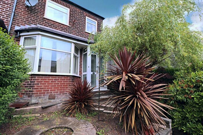 2 Bedroom Detached House To Rent In Kings Road, Blackburn, Lancashire, BB2