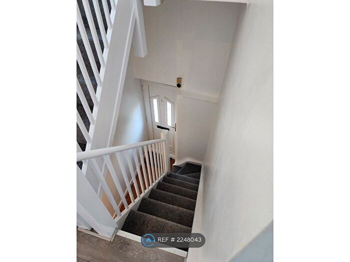 4 Bedroom End Of Terrace House To Rent In Saunders Road, London, SE18