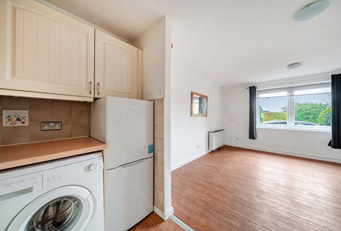 1 Bedroom Flat For Sale In Sandhurst Road, Tunbridge Wells, Kent, TN2
