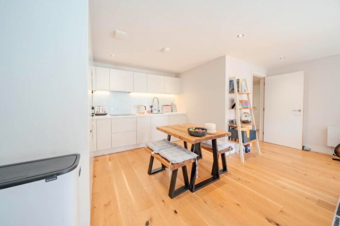 1 Bedroom Apartment For Sale In Flat, Horsforth Mill, Low Lane, Horsforth, Leeds, West Yorkshire, LS18
