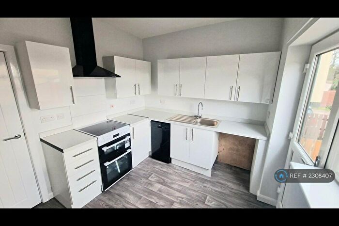 2 Bedroom Terraced House To Rent In High Street, Royston, Barnsley, S71