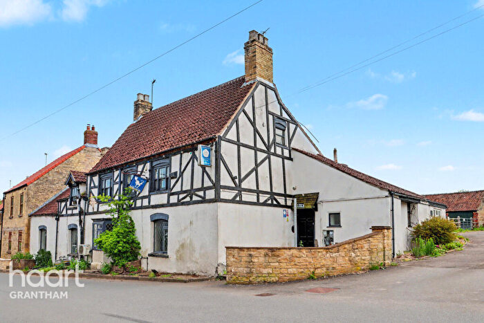 6 Bedroom Character Property For Sale In High Street, Grantham, NG33