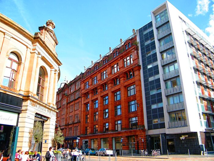 1 Bedroom Flat To Rent In Bell Street, Glasgow, G1