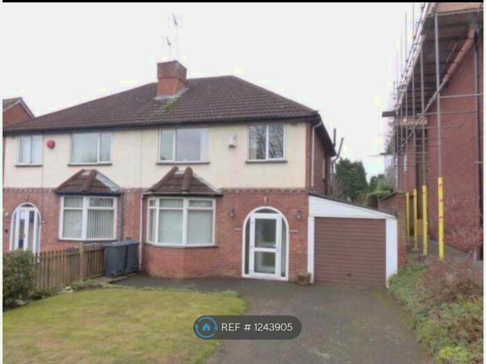 3 Bedroom Semi-Detached House To Rent In Hawthorne Road, Birmingham B44