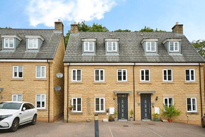 3 Bedroom Semi Detached House For Sale In Riverside Court, Buxton, Derbyshire, SK17