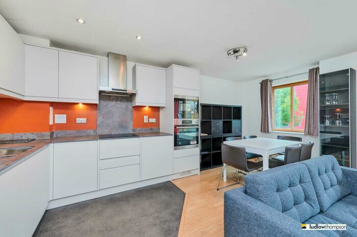 2 Bedroom Flat To Rent In Pancras Way, London, E3