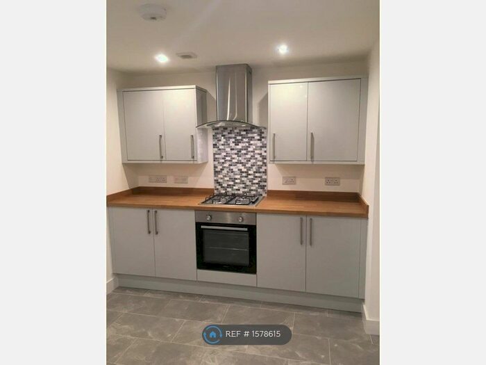 3 Bedroom Terraced House To Rent In Ynysfeio Avenue, Treherbert, Treorchy, CF42