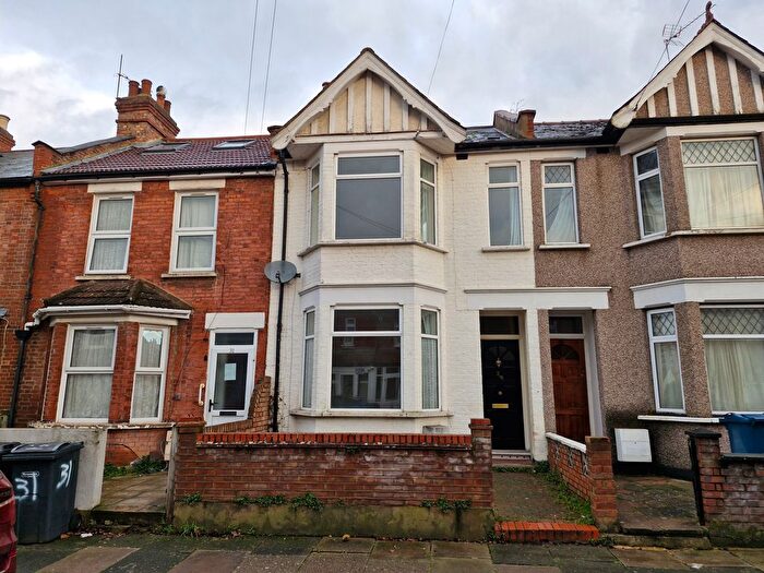 3 Bedroom Terraced House To Rent In Havelock Road, Wealdstone, HA3