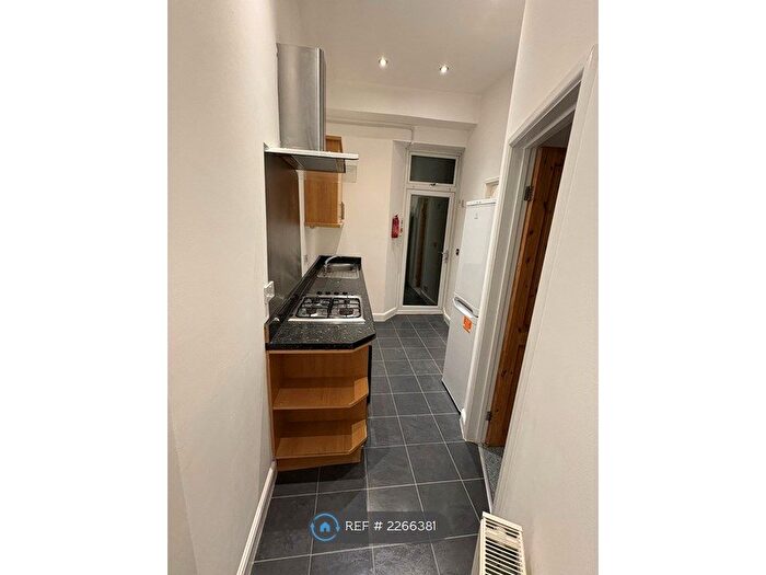 1 Bedroom Flat To Rent In Tavistock Place, Plymouth, PL4