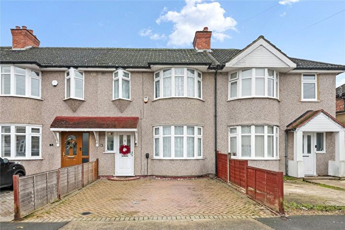 3 Bedroom Terraced House For Sale In Woodcroft Crescent, Uxbridge, UB10