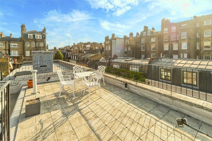 2 Bedroom Mews To Rent In Devonshire Close, Marylebone, W1G