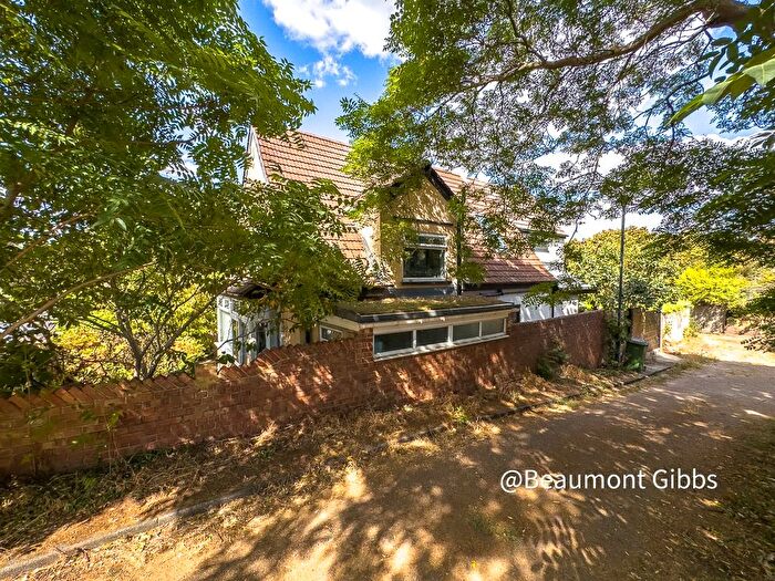 4 Bedroom Detached House To Rent In Bassant Road, Plumstead London, SE18