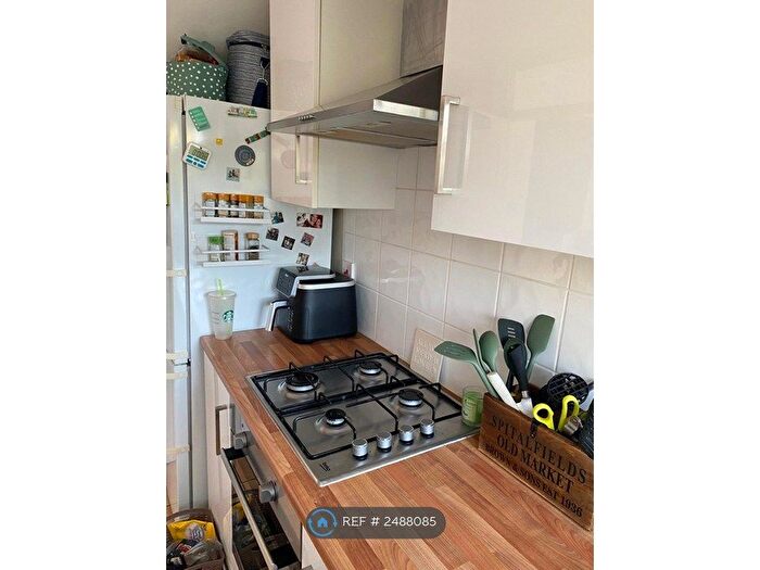 3 Bedroom Semi-Detached House To Rent In Ferrymead Avenue, Greenford, UB6