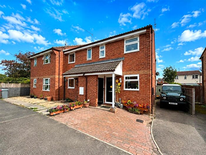 2 Bedroom End Of Terrace House For Sale In Piccadilly Way, Morton, Bourne, Lincolnshire, PE10