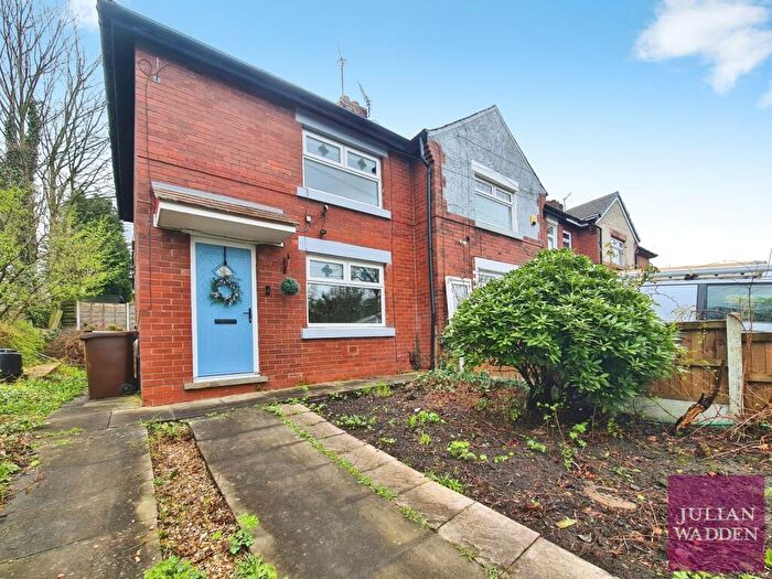 2 Bedroom Semi Detached House To Rent In Dukinfield Road, Hyde, Greater Manchester, SK14