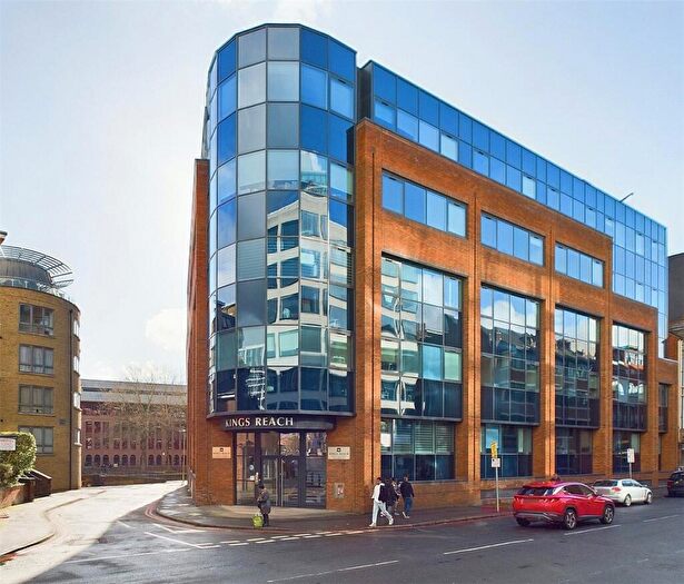 1 Bedroom Apartment To Rent In Kings Reach -, Kings Road, Reading, Berkshire, RG1