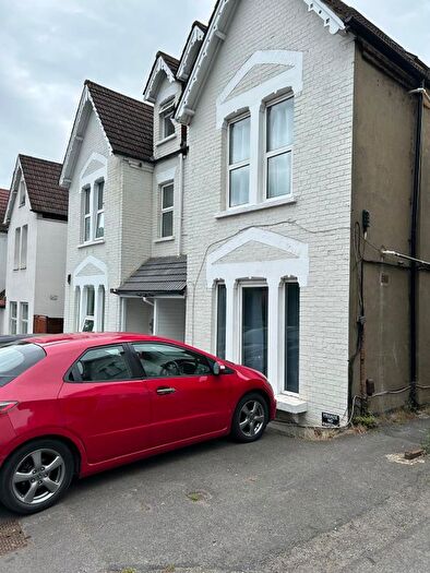 Studio To Rent In Carshalton Road, Sutton, SM1