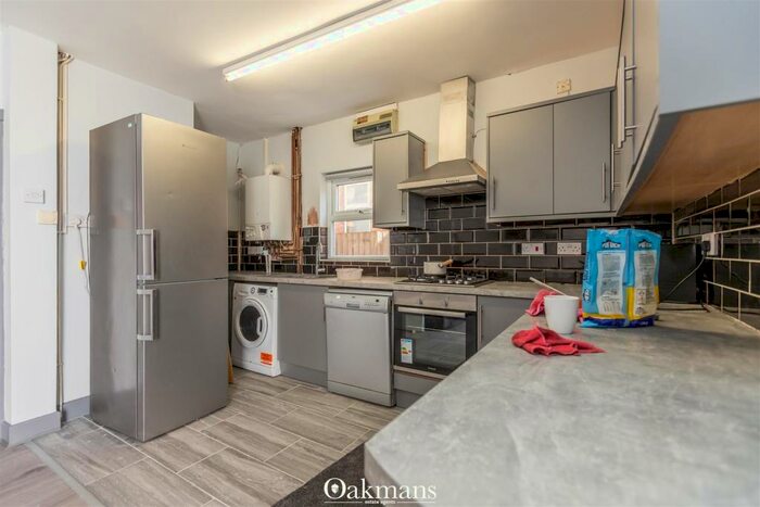 5 Bedroom House To Rent In Bournbrook Road, Birmingham, B29