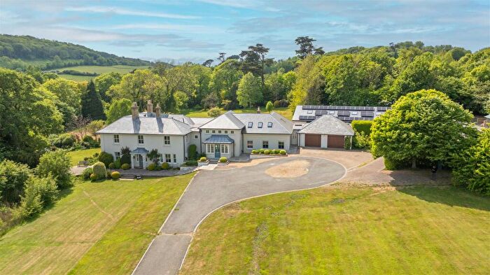 6 Bedroom Detached House For Sale In Moons Hill, Totland, PO39