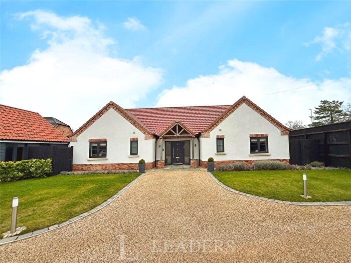 4 Bedroom Bungalow For Sale In High Road, Weston, Spalding, PE12