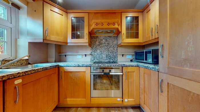 3 Bedroom Property To Rent In Bittacy Hill, London, NW7