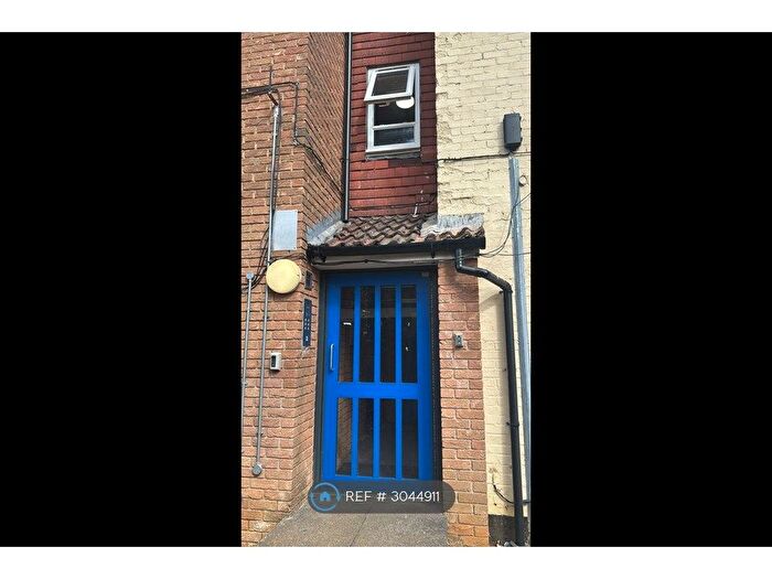 1 Bedroom Flat To Rent In Micklewell Lane, Northampton, NN3