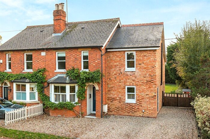 4 Bedroom Semi Detached House For Sale In Forest Road, Newell Green, Warfield, RG42