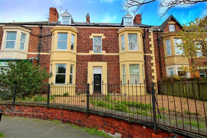 Studio To Rent In Clarence Crescent, Whitley Bay NE26