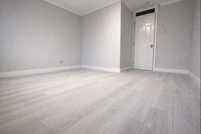 2 Bedroom Property To Rent In Clarence Road, Forest Gate, E12