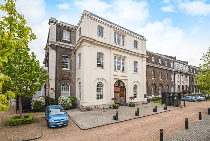 2 Bedroom Flat To Rent In Marlborough Road, London, SE18