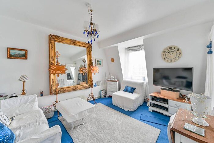 1 Bedroom Flat For Sale In Cosway Street, Marylebone, London, NW1