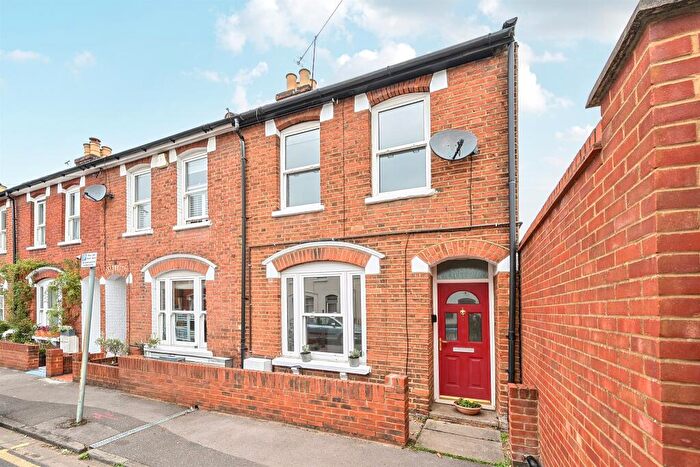2 Bedroom End Of Terrace House For Sale In Bell Street, Maidenhead, SL6