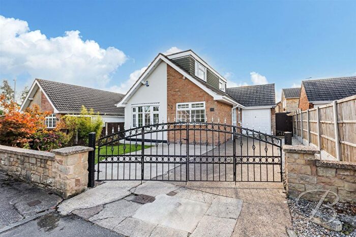 3 Bedroom Detached Bungalow For Sale In Chatsworth Drive, Mansfield, NG18
