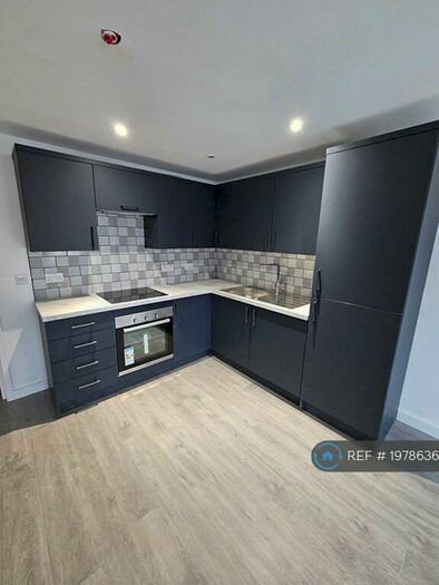 1 Bedroom Flat To Rent In Rear Of - Cowbridge Road East, Cardiff, CF5