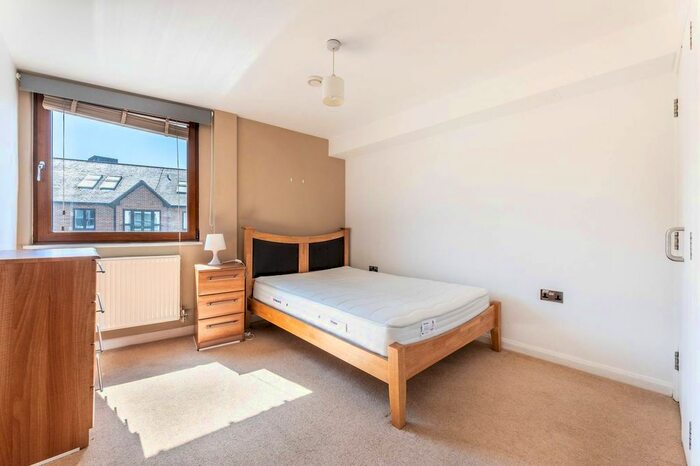 2 Bedroom Flat To Rent In Rope Street, Canada Water, London, SE16