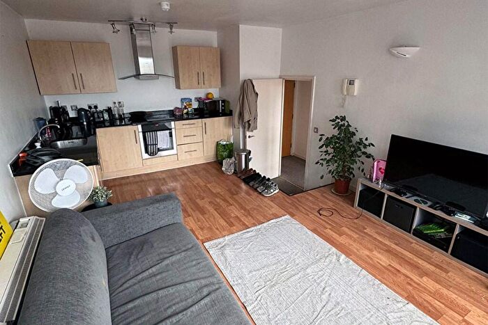 1 Bedroom Flat To Rent In Calderwood Street, London, SE18