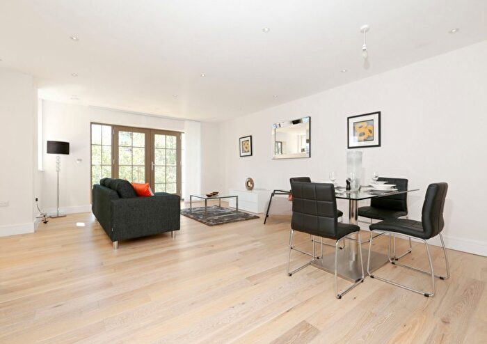 2 Bedroom Flat For Sale In Octavian House, St. Johns Wood, NW8
