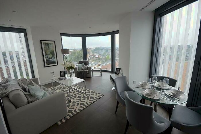 2 Bedroom Apartment To Rent In Chronicle Tower, City Road, Angel, London, EC1V