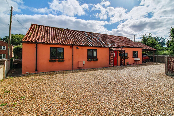 3 Bedroom Detached Bungalow For Sale In Yarmouth Road, Bungay, NR35