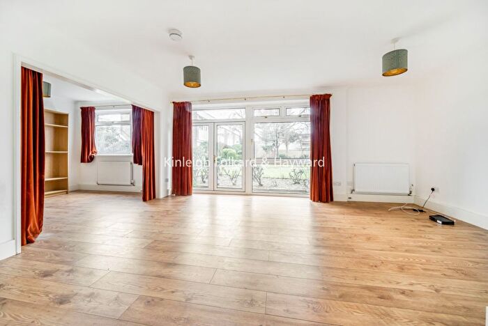 2 Bedroom Flat To Rent In Rectory Road, Beckenham, BR3