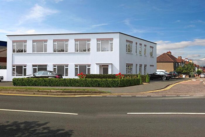 1 Bedroom Apartment To Rent In Ashley Road, St Albans, AL1