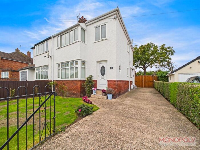 3 Bedroom Semi-Detached House For Sale In Windermere Road, Wrexham, LL12
