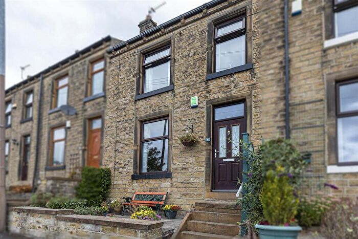 3 Bedroom Terraced House For Sale In Orchard Street West, Longwood, Huddersfield, HD3